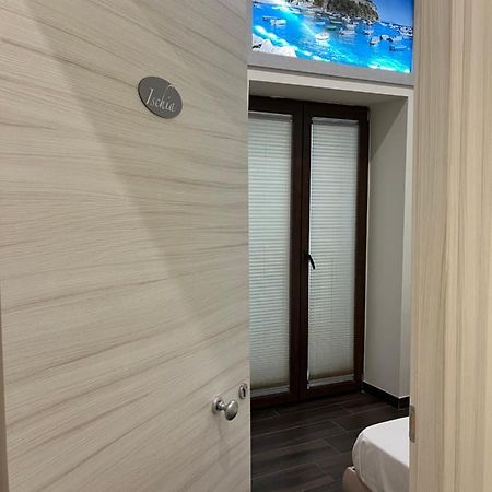 ナポリ Beb Pisadog Bed & Breakfast エクステリア 写真